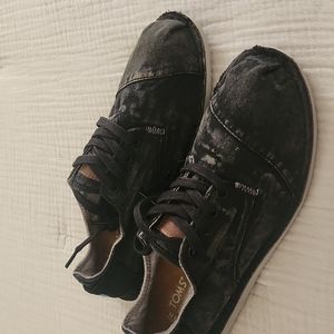 Toms Washed Black Canvas Shoes  Sneakers Men 8.5